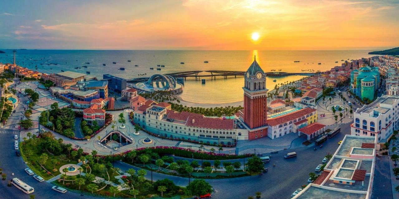 Calidum Phu Quoc Hotel Exteriör bild