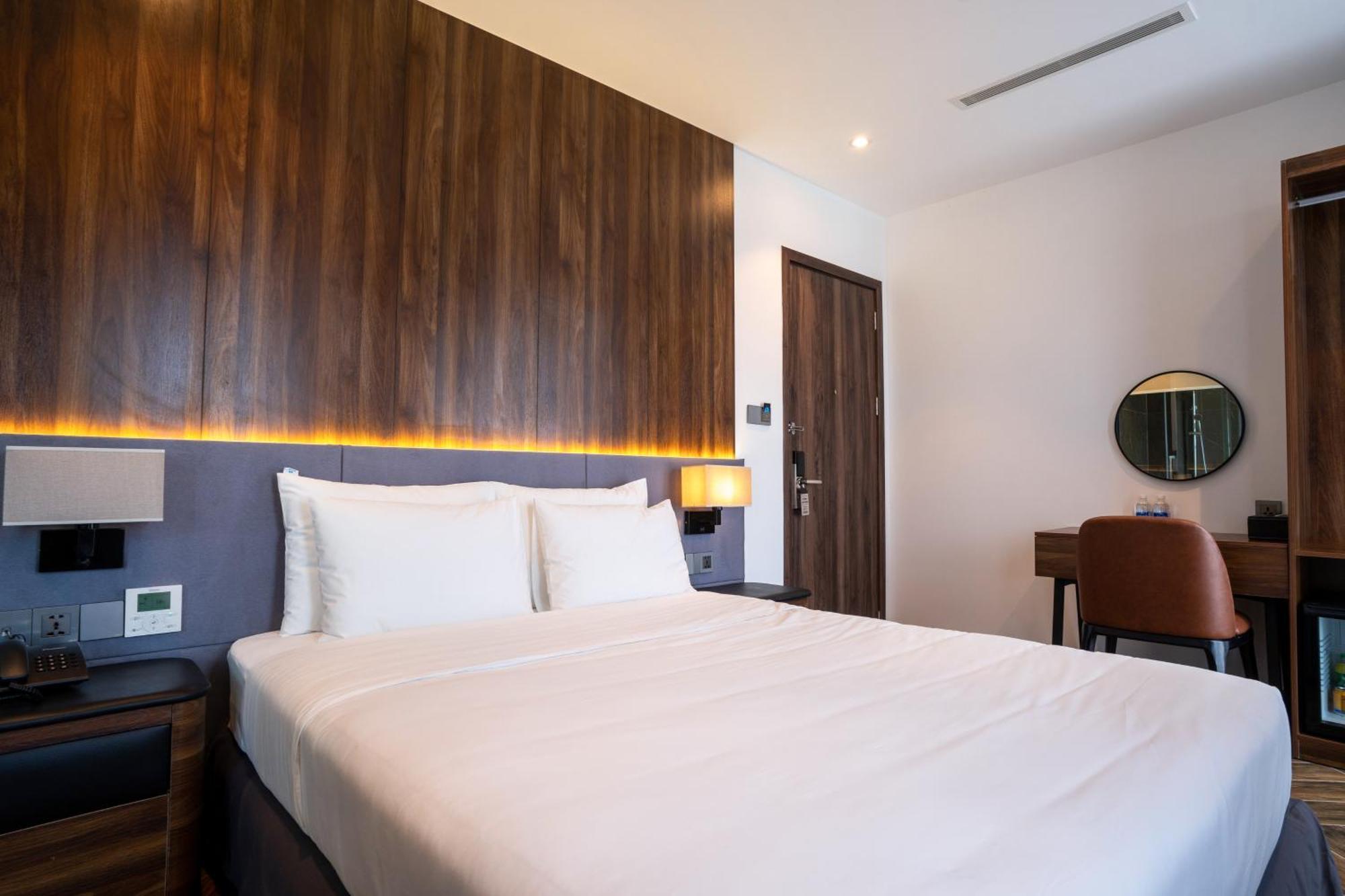 Calidum Phu Quoc Hotel Exteriör bild